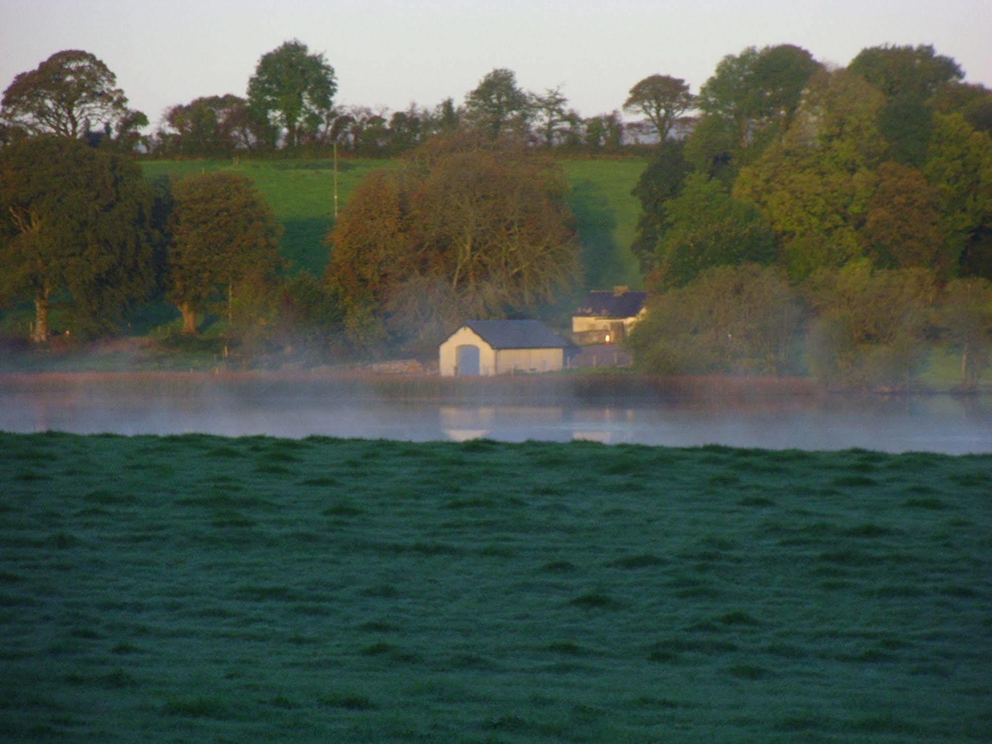 Lake Avenue House Ballyconnell Kültér fotó