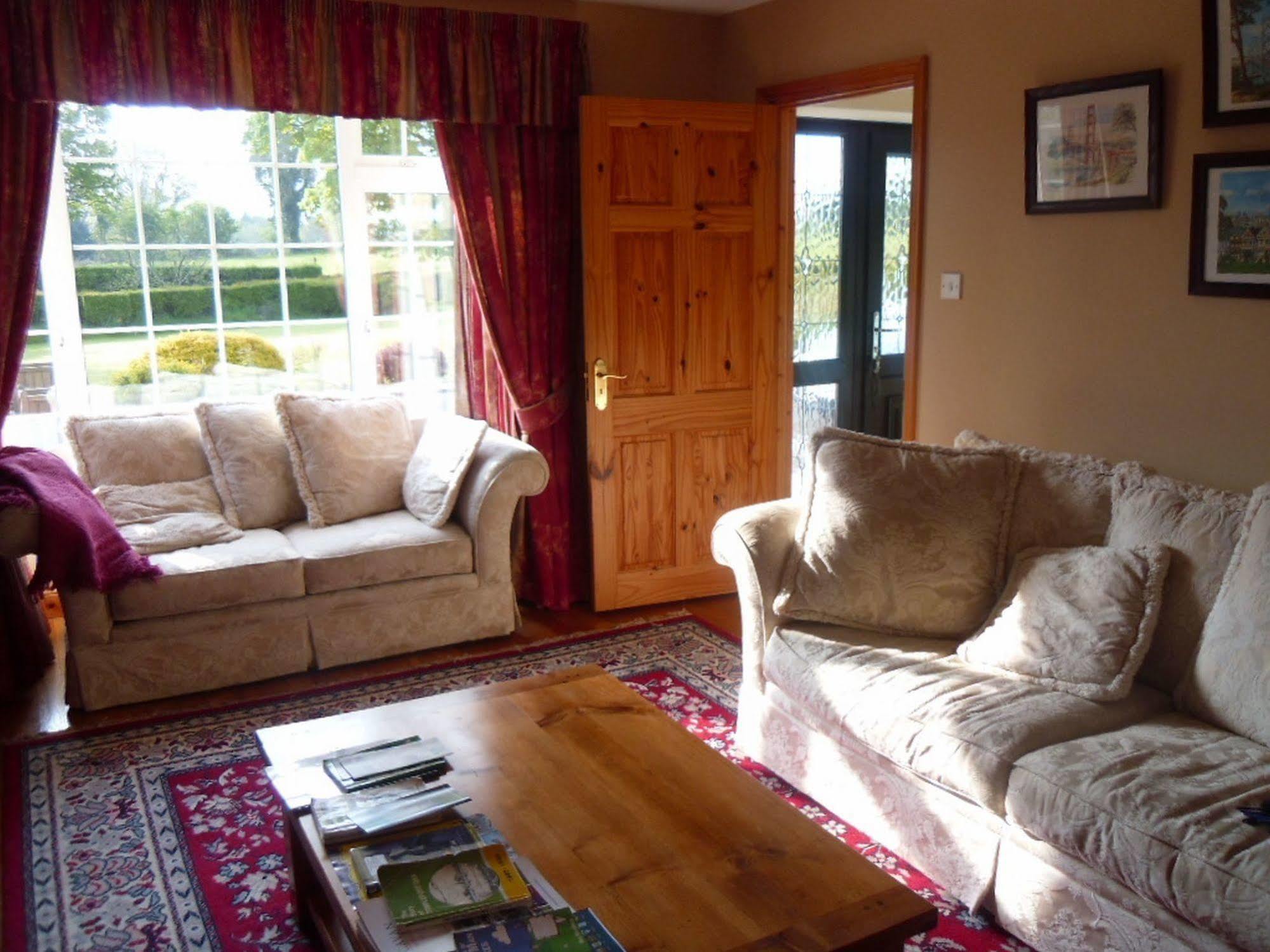 Lake Avenue House Ballyconnell Kültér fotó